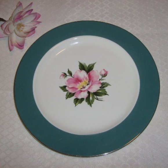 Century Service Corp. Other - Beautiful Plate 10" Platter/Dinner Homer Laughlin Semi Vitreous Dinnerware Peony